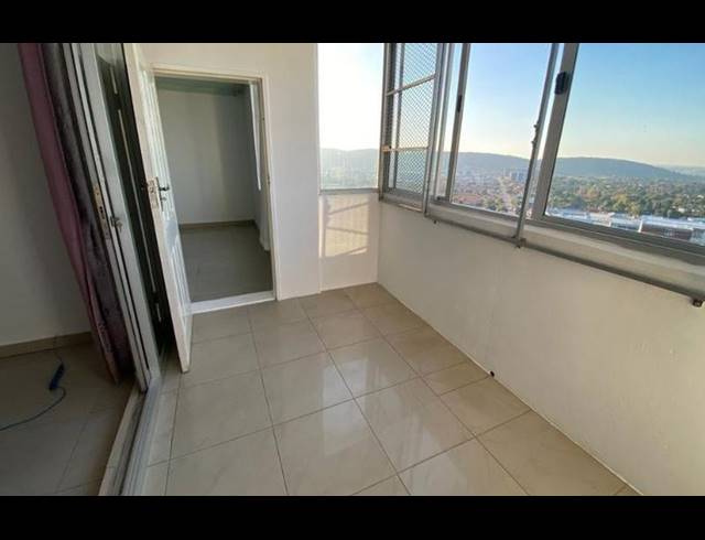 2 BEDROOM APARTMENT FOR SALE IN BEDFORD GARDENS